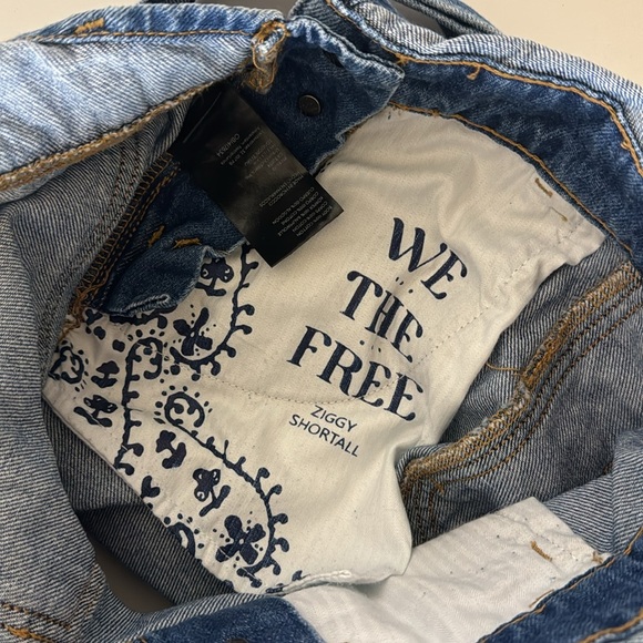 Women’s We The Free Ziggy Shortalls - Picture 8 of 8